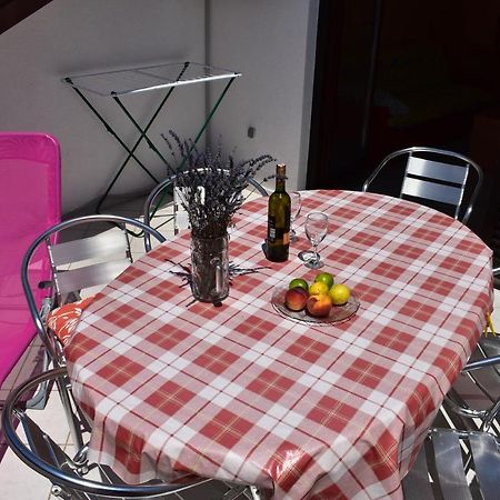 Apartments Pine Diver Pinezići Екстериор снимка