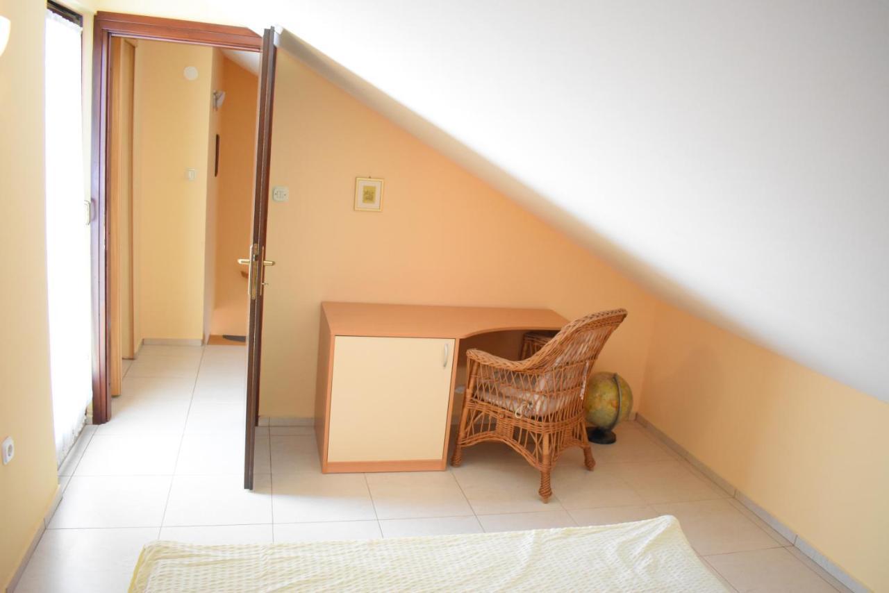 Apartments Pine Diver Pinezići Екстериор снимка