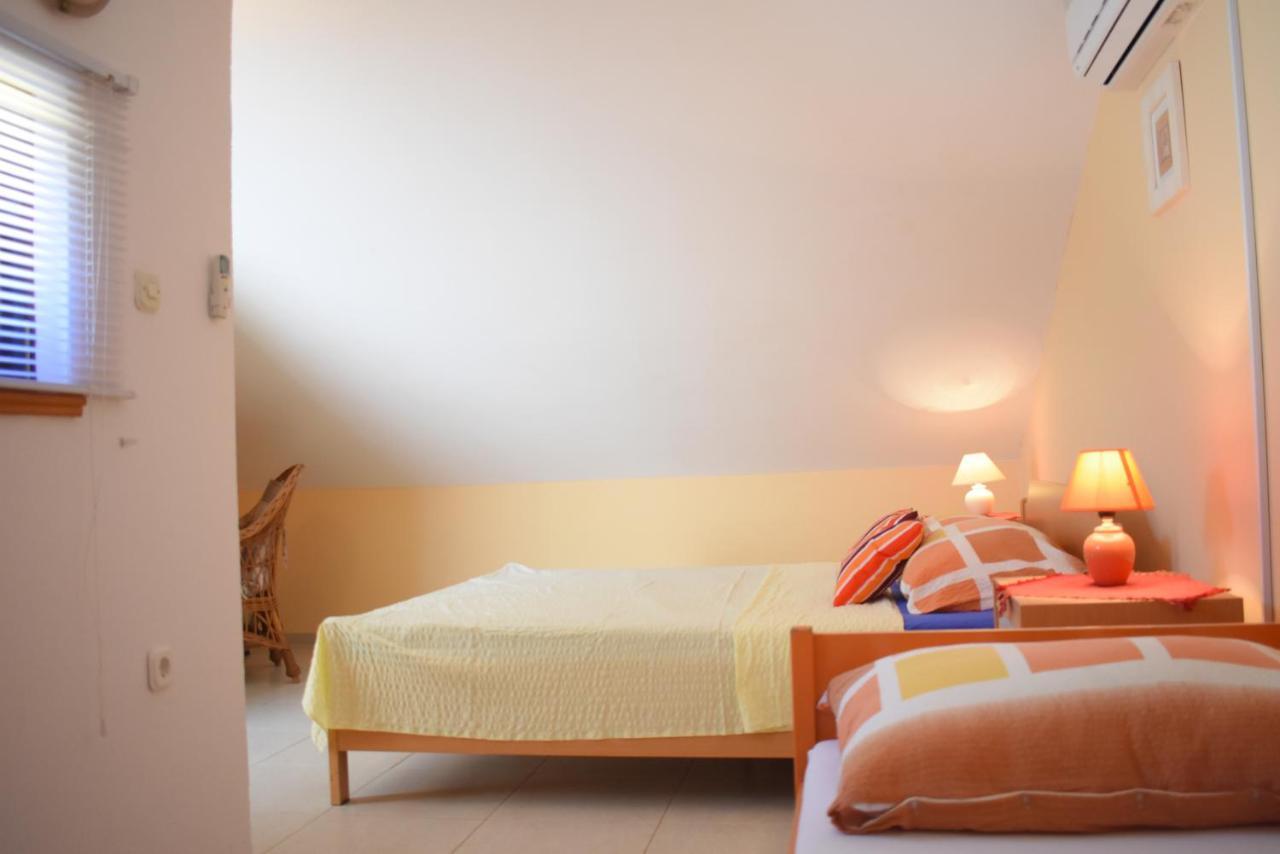 Apartments Pine Diver Pinezići Екстериор снимка