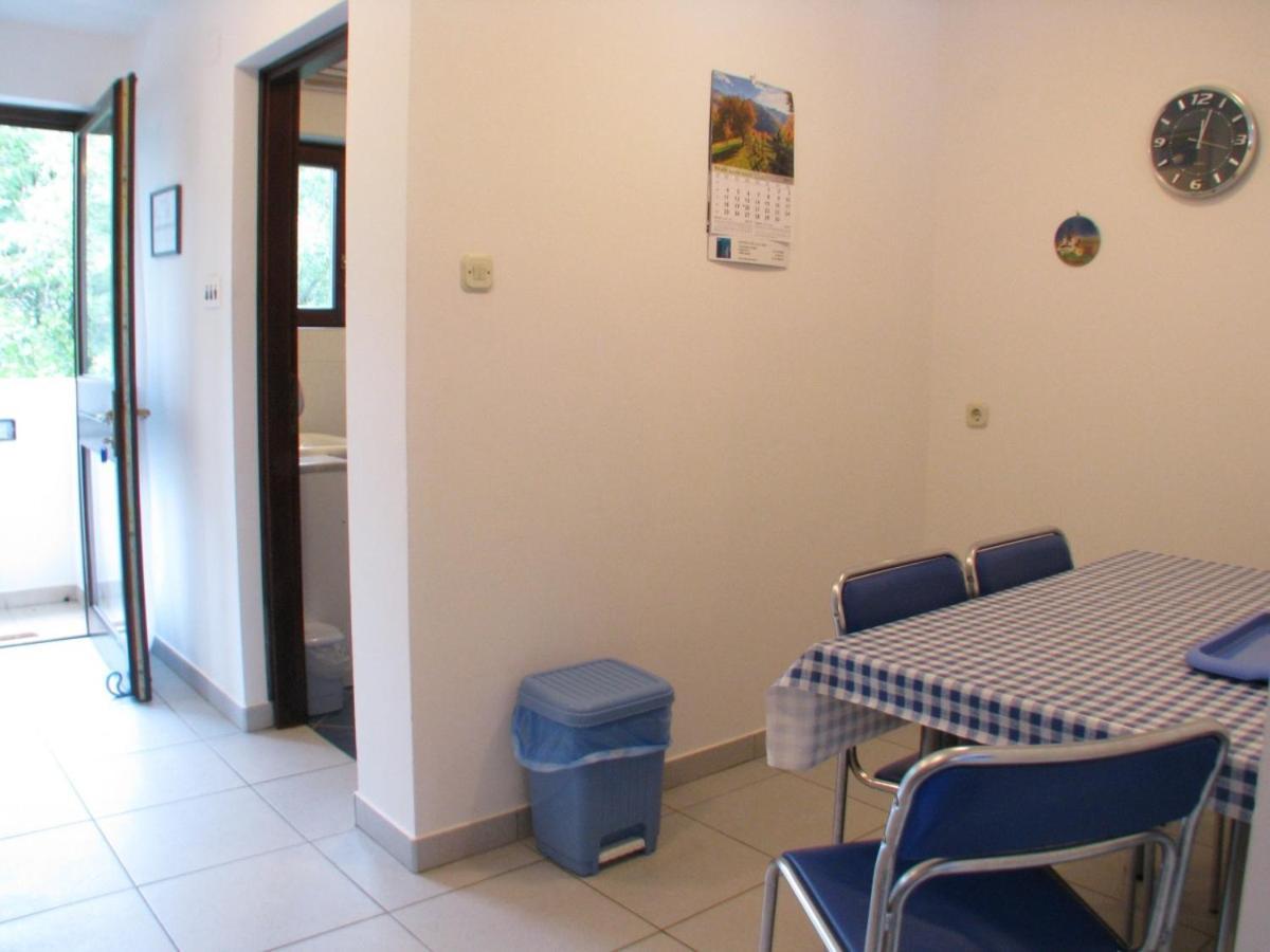 Apartments Pine Diver Pinezići Екстериор снимка